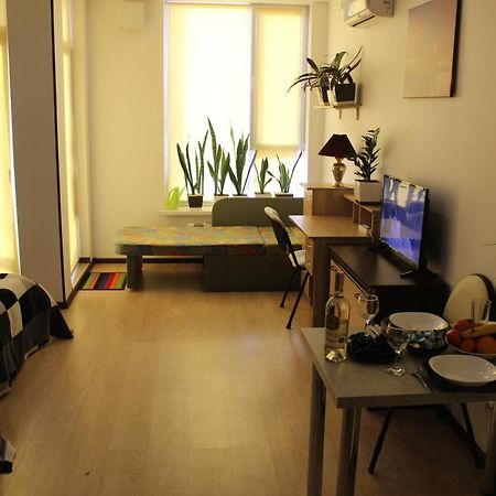 Comfortable Studio Apartments In A Secure Residential Complex Comfort Town Кт-02 키예프 외부 사진