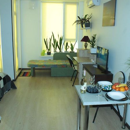 Comfortable Studio Apartments In A Secure Residential Complex Comfort Town Кт-02 키예프 외부 사진
