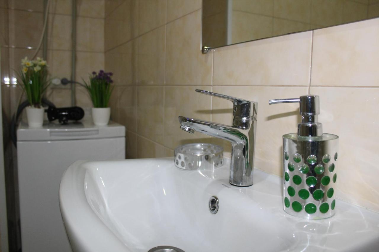 Comfortable Studio Apartments In A Secure Residential Complex Comfort Town Кт-02 키예프 외부 사진